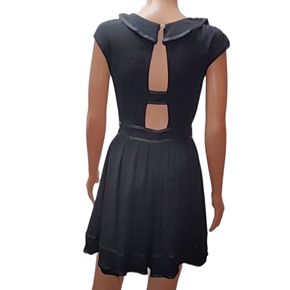 Anthropologie Elevenses Alexa Ruffle Black Romper Size 6 Small - Picture 8 of 15